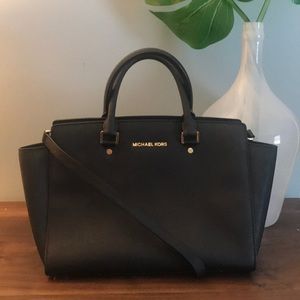Michael Kors Selma satchel